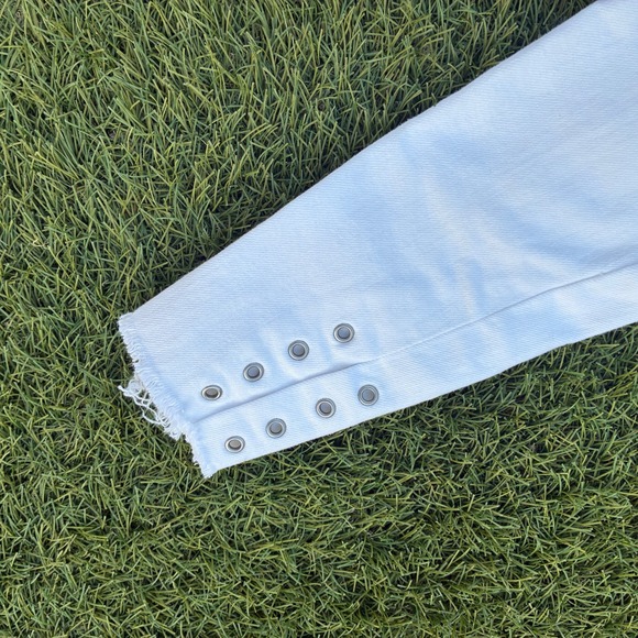 Levis 711 Skinny Jeans Womens Size 26 W25 L25 White Ankle Grommet Raw Hem - Picture 5 of 6